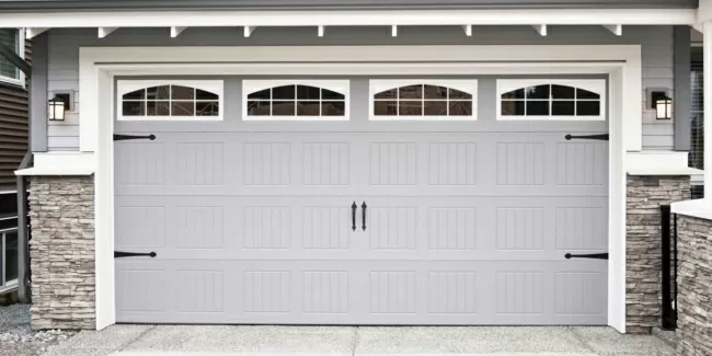 Should You Get Wooden Garage Doors For Your Home?