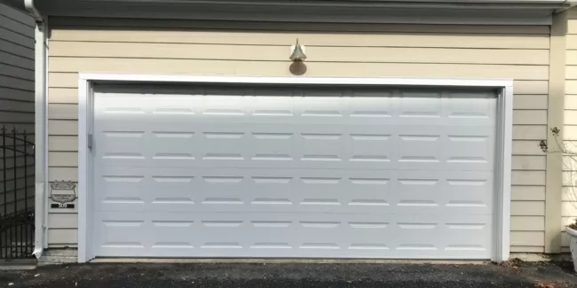 Commercial vs. Residential Garage Doors: Differences in Repair Services