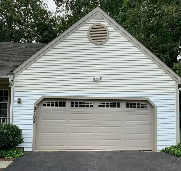 How to Replace a Garage Door Track: 7 Easy and Quick Steps